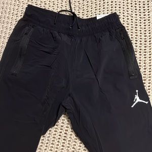 Men’s Medium Jordan Basketball Pants